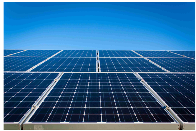Las importaciones de módulos de células solares de la India de enero a septiembre aumentan un 448%